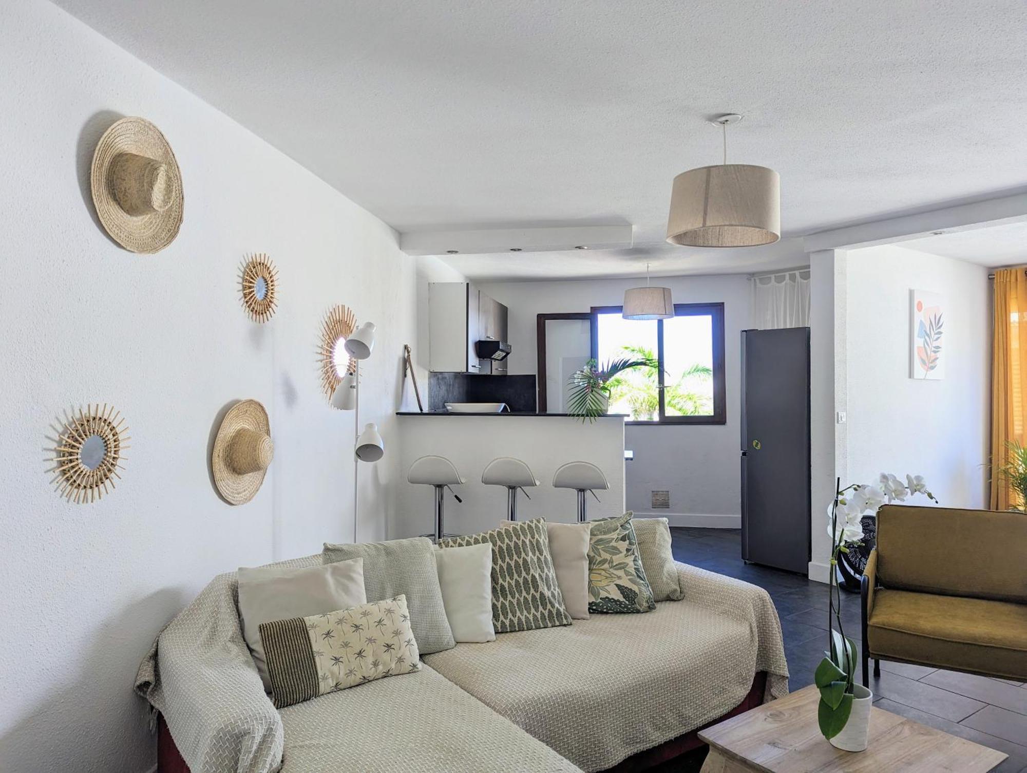 Ferienwohnung Cap Saint Gilles - T3 Vue Sur Le Port Exterior foto