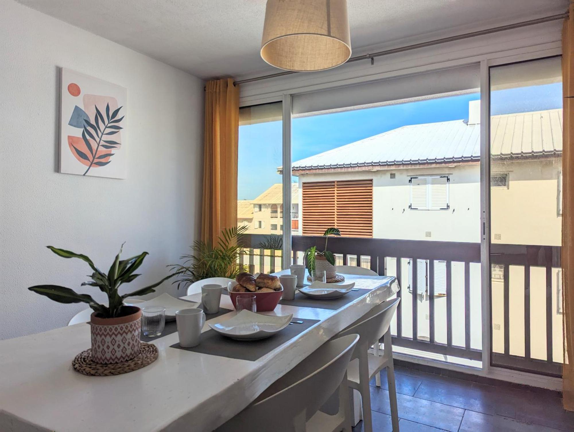 Ferienwohnung Cap Saint Gilles - T3 Vue Sur Le Port Exterior foto